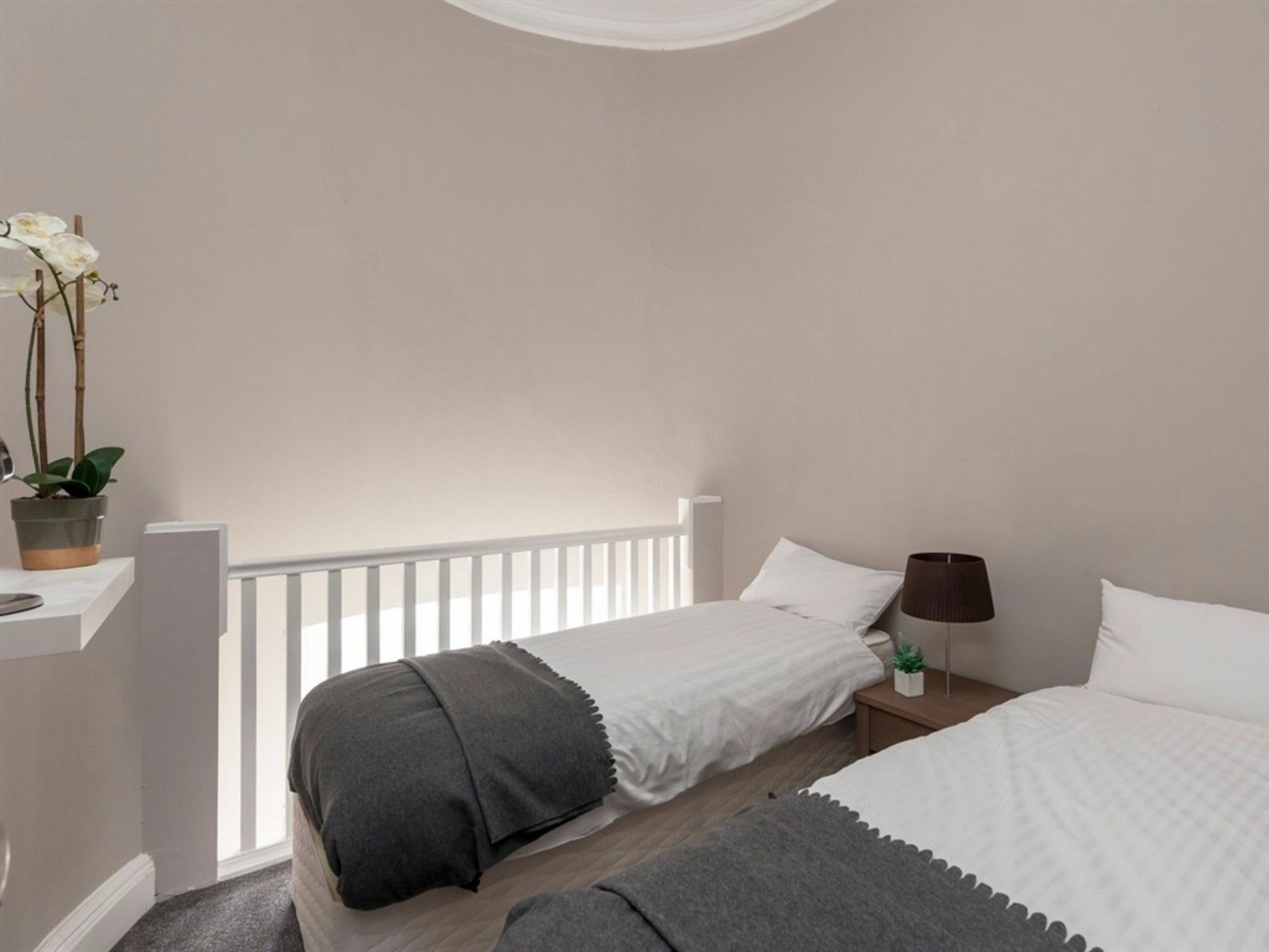 Cornerstone Apartments Edinburgh Bagian luar foto