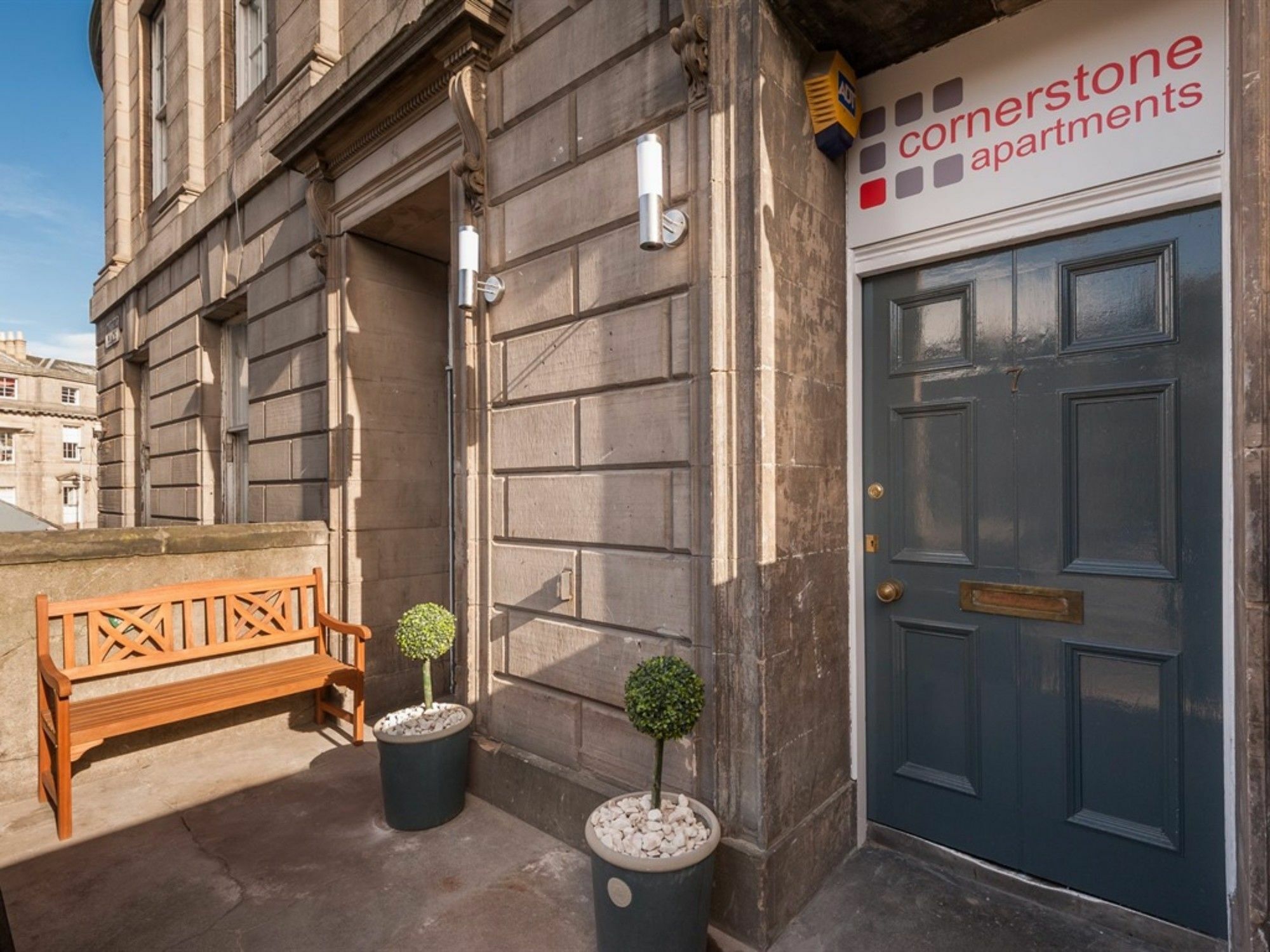 Cornerstone Apartments Edinburgh Bagian luar foto